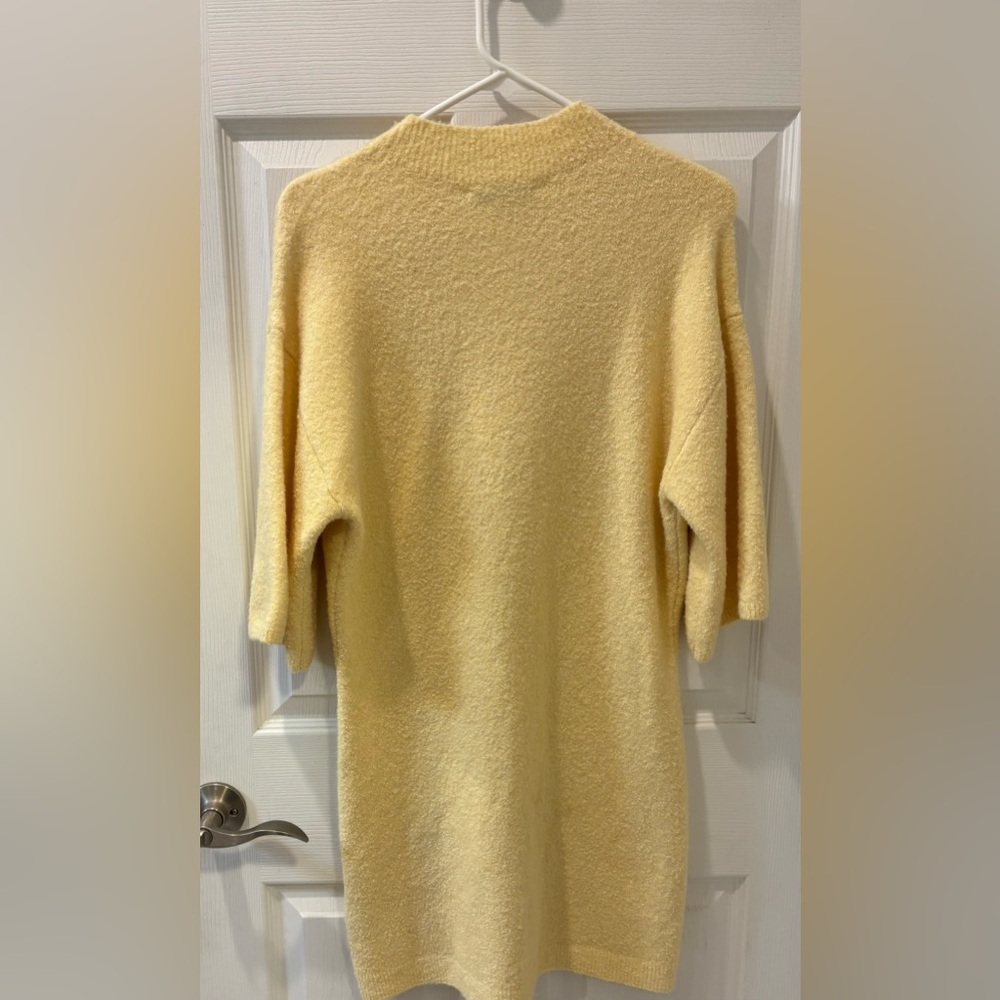 Abercrombie & Fitch Light‎ Yellow Sweater Dress - Picture 6 of 6
